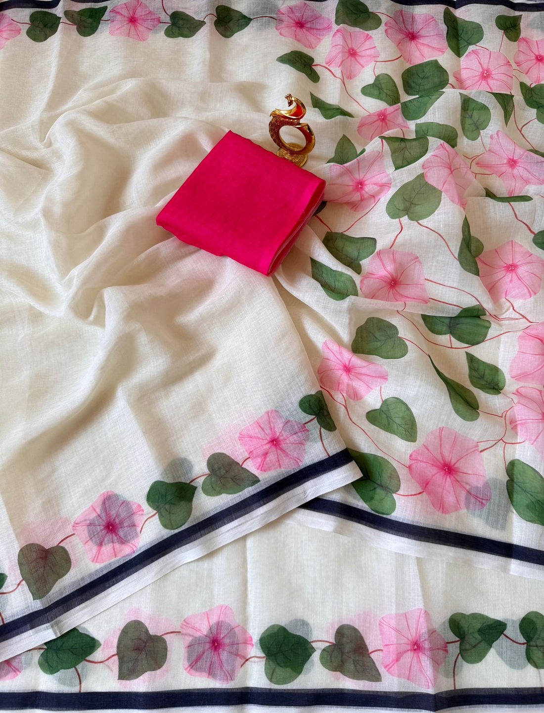 Linen cotton saree with pallu tussle